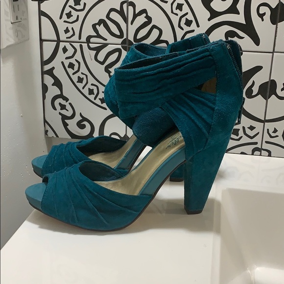 Heel booties dark aqua suede size 7.5 - Picture 2 of 5